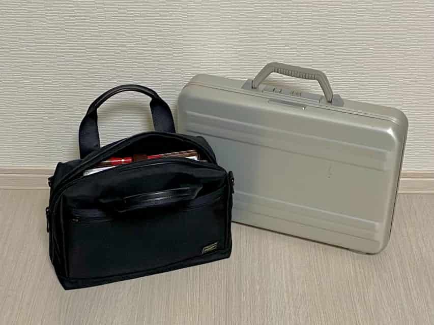 手帳専用バッグとパソコン専用バッグ